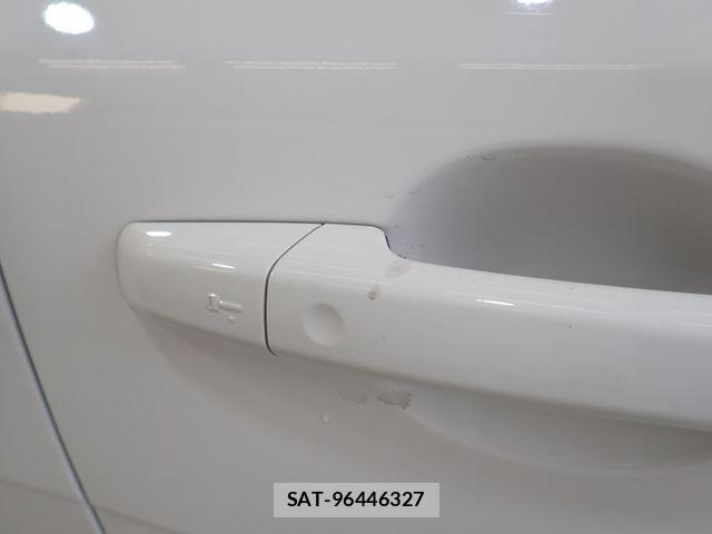 Jaguar XE 2018-07 1309278-9