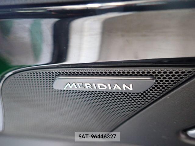 Jaguar XE 2018-07 1309278-15