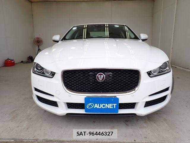 Jaguar XE 2018-07 1309278-5
