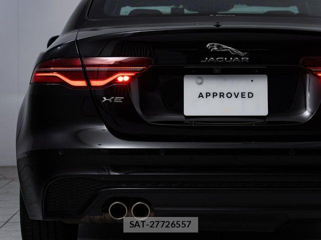Jaguar XE 2021-05 3375996-12