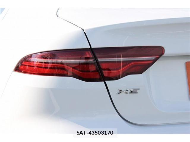 Jaguar XE 2020-06 4392781-14