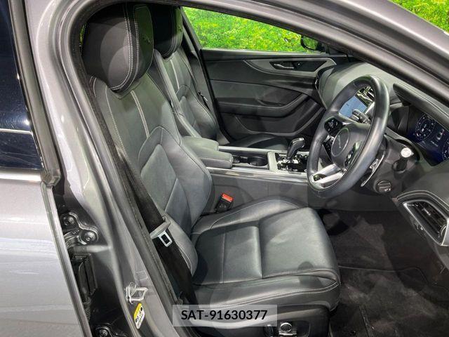 Jaguar XE 2021-06 4594187-11