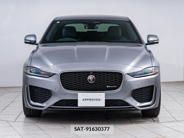 Jaguar XE 2021-06 4594187-13