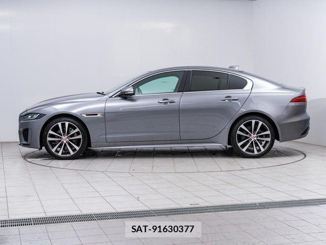 Jaguar XE 2021-06 4594187-16