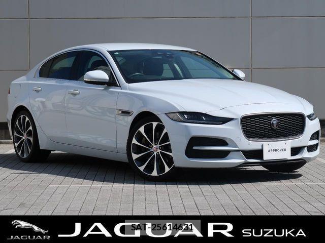 Jaguar XE 2020-12 6001440-0