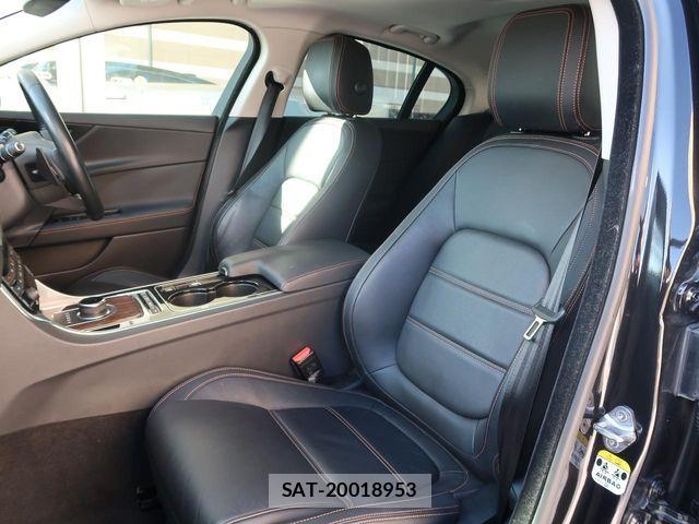 Jaguar XE 2017-03 6752019-17