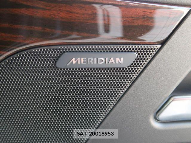 Jaguar XE 2017-03 6752019-5