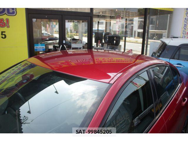 Jaguar XE 2015-12 7058961-10