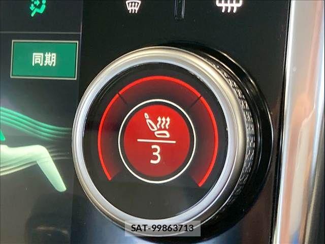 Jaguar XE 2019-07 7358185-9