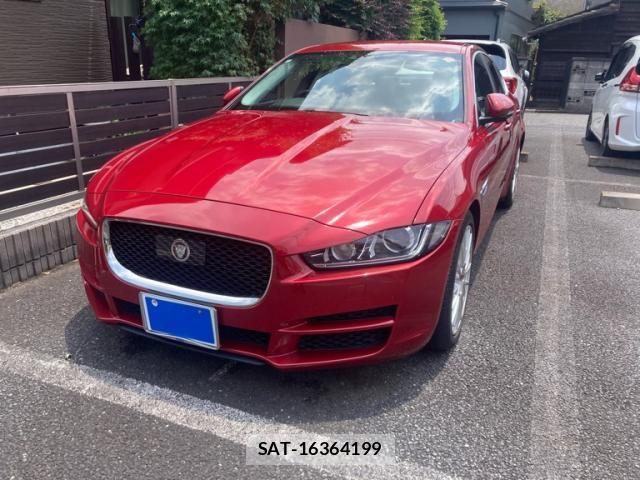 Jaguar XE 2018-06 7455009-0