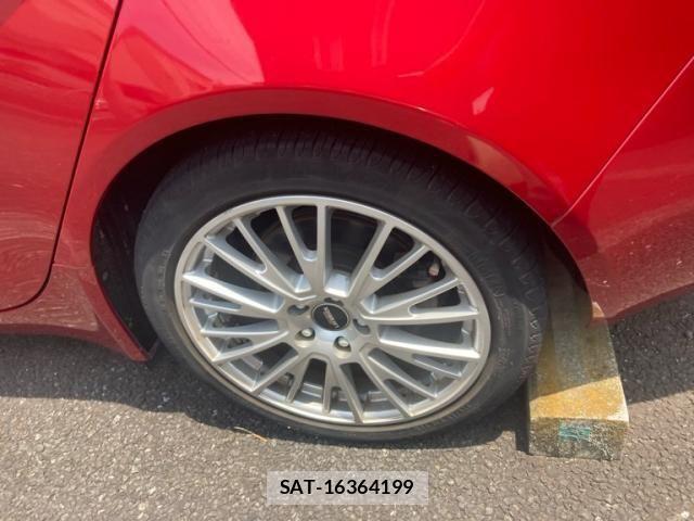 Jaguar XE 2018-06 7455009-9