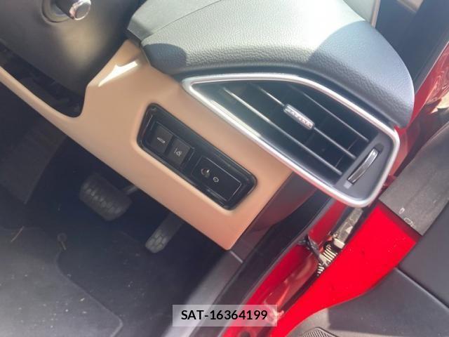 Jaguar XE 2018-06 7455009-19