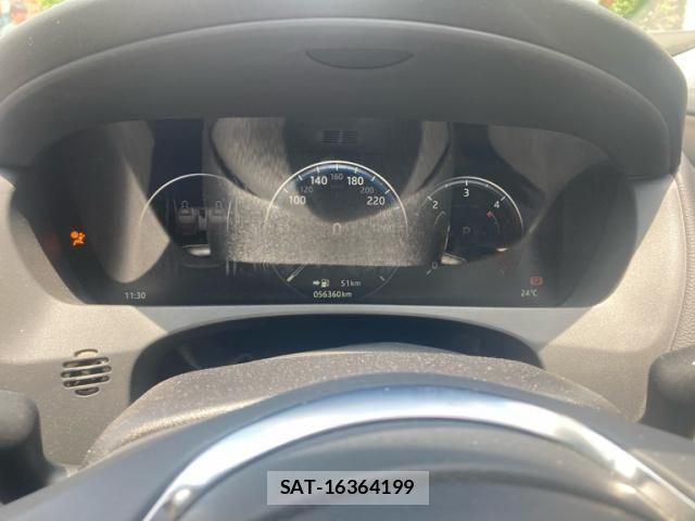 Jaguar XE 2018-06 7455009-24