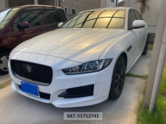 Jaguar XE 2018-03 7617214-1
