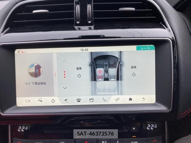 Jaguar XE 2018-03 7724368-26