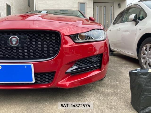 Jaguar XE 2018-03 7724368-4