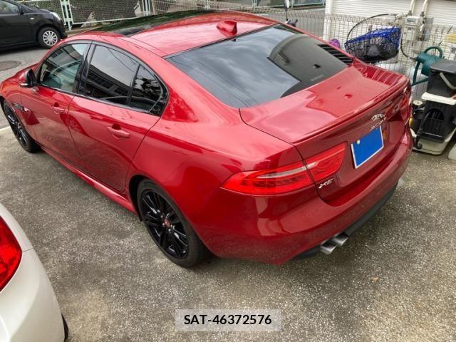 Jaguar XE 2018-03 7724368-5