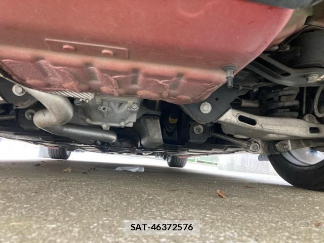 Jaguar XE 2018-03 7724368-8