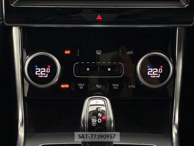 Jaguar XE 2020-01 7902759-7