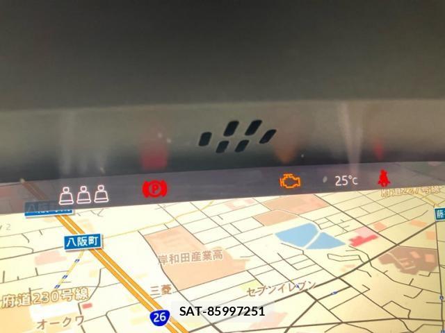 Jaguar XE 2020-10 8207984-19