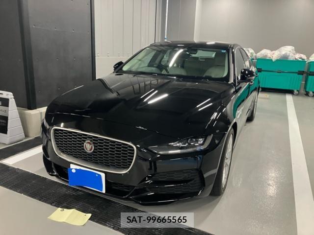 Jaguar XE 2020-02 8230422-1