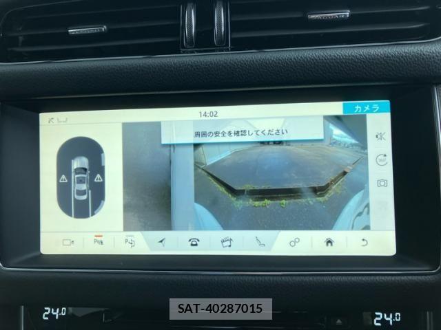Jaguar XF 2016-02 6612402-22