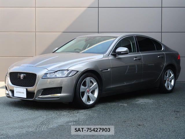 Jaguar XF 2017-03 6612401-15