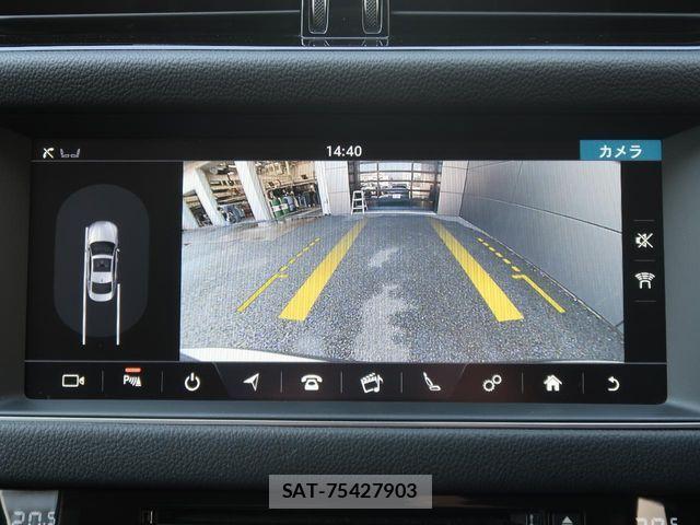 Jaguar XF 2017-03 6612401-5