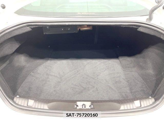 Jaguar XF 2015-07 6672005-11