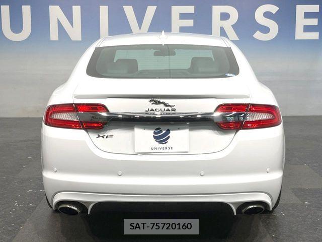 Jaguar XF 2015-07 6672005-15