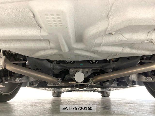 Jaguar XF 2015-07 6672005-19