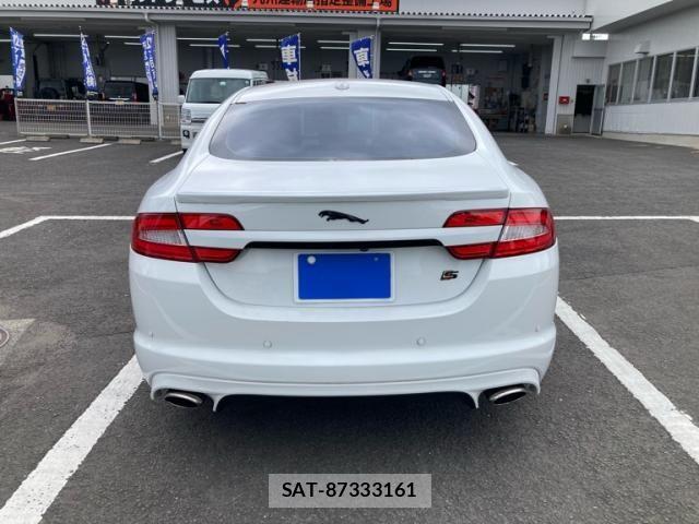 Jaguar XF 2012-03 7251111-6