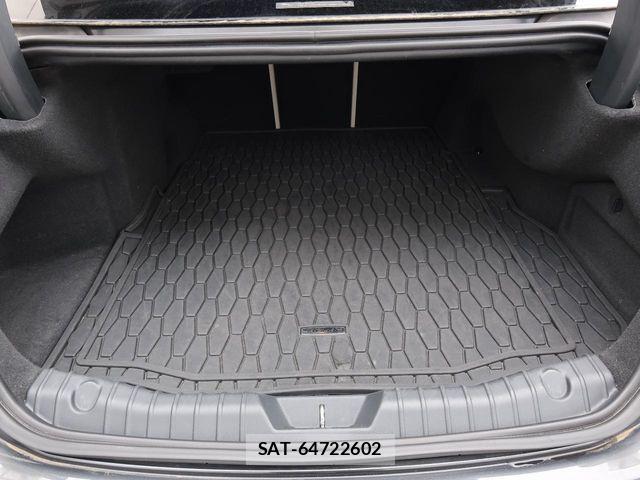 Jaguar XF 2016-09 7272089-18