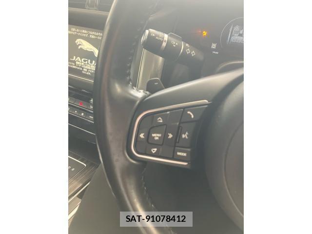 Jaguar XF 2019-02 7724369-14