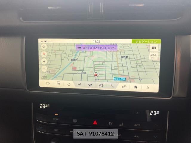 Jaguar XF 2019-02 7724369-18