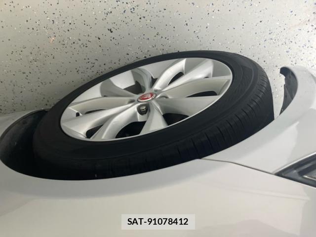 Jaguar XF 2019-02 7724369-3