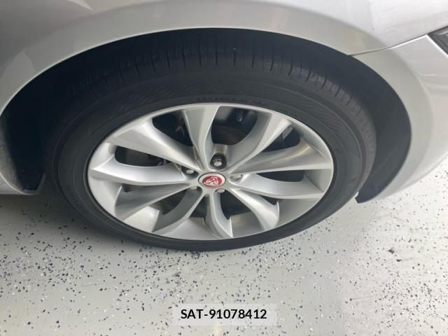 Jaguar XF 2019-02 7724369-5