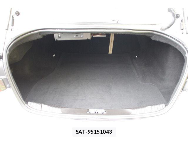 Jaguar XF 2013-03 7979559-17