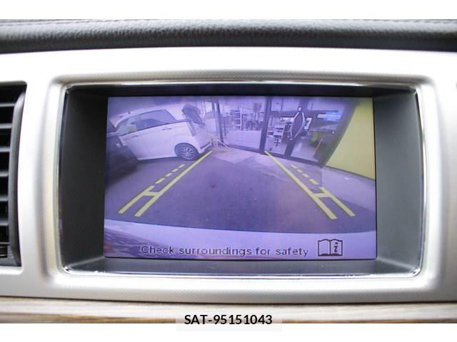 Jaguar XF 2013-03 7979559-19
