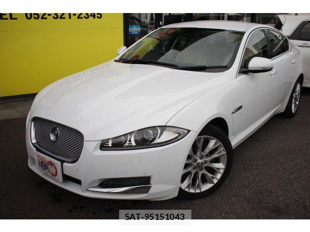 Jaguar XF 2013-03 7979559-4