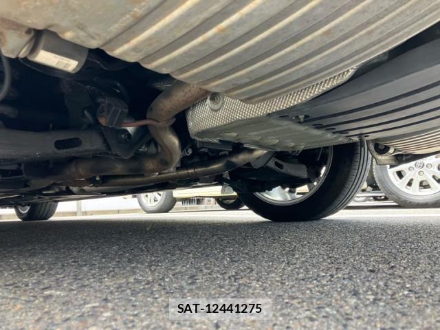 Jaguar XF 2016-07 8074129-10