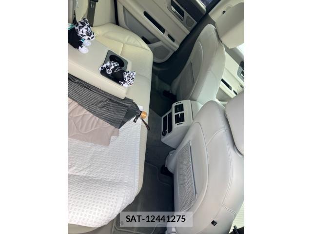 Jaguar XF 2016-07 8074129-16