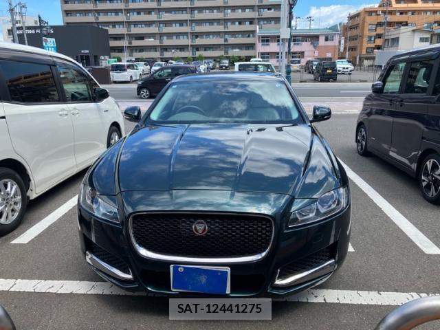 Jaguar XF 2016-07 8074129-1