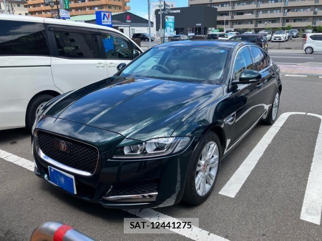 Jaguar XF 2016-07 8074129-2