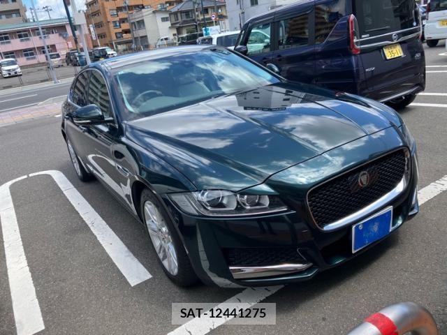 Jaguar XF 2016-07 8074129-3