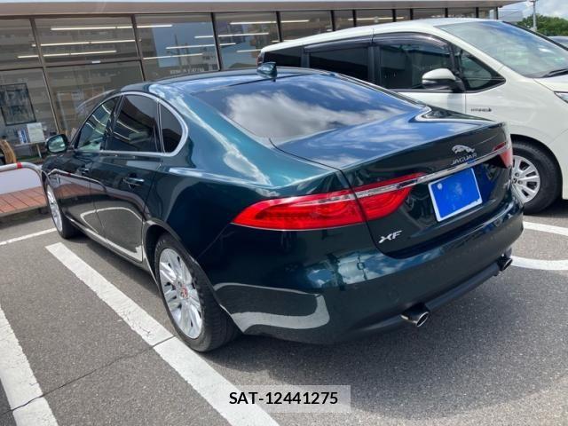 Jaguar XF 2016-07 8074129-6