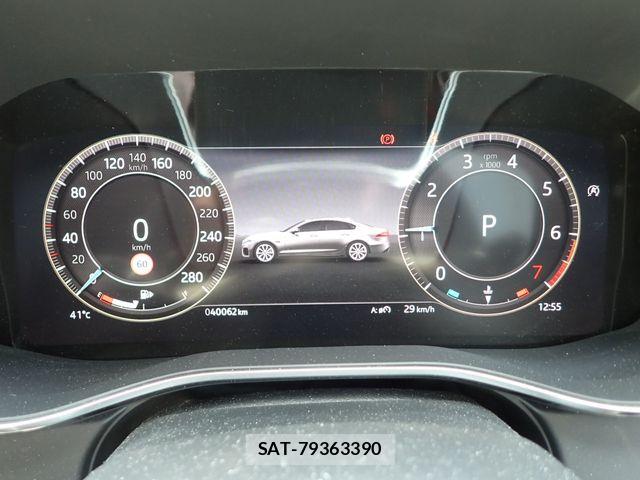 Jaguar XF 2023-11 8074128-9