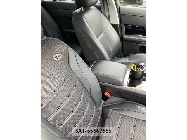 Jaguar XF 2012-07 8099769-12
