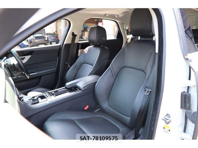 Jaguar XF 2020-09 8099770-11
