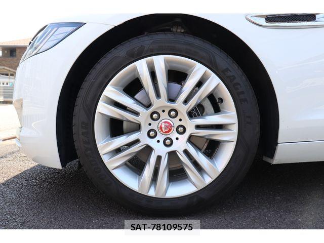 Jaguar XF 2020-09 8099770-26